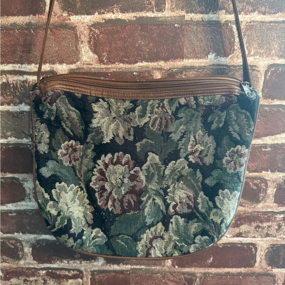 Vintage Mitzi Floral Tapestry Gramma Chic Purse - Picture 3 of 9